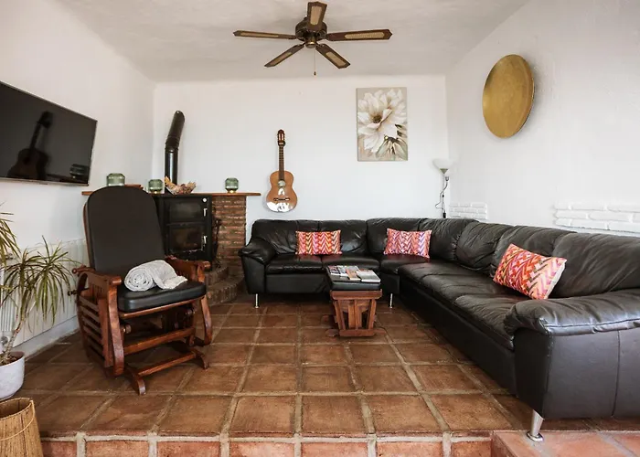 Rural Camelia Нерха