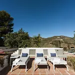 Rural Camelia Вилла Нерха