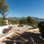 Rural Camelia Villa *